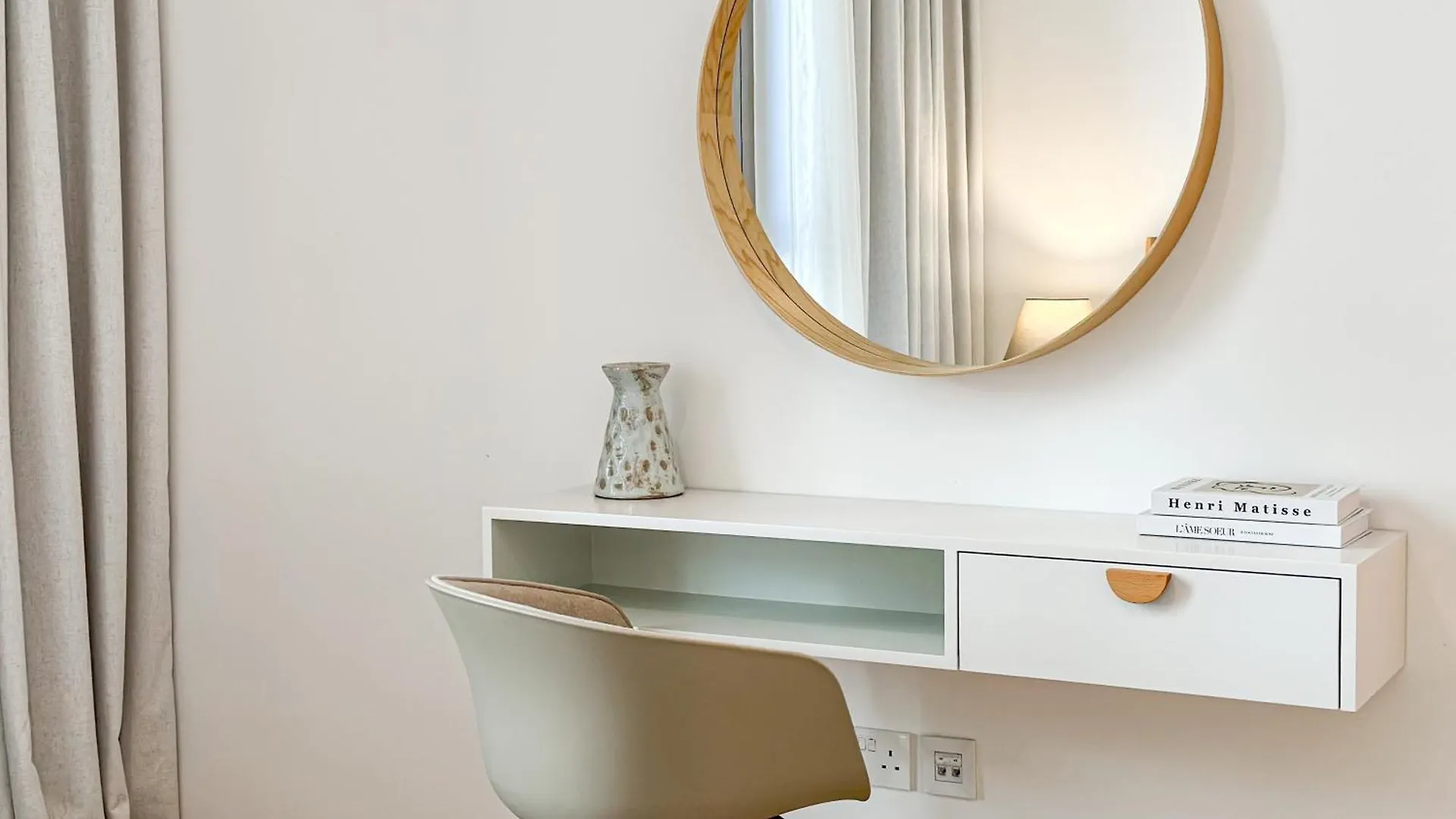 Higuests - Luxurious Boho Beach 2Br Apartment In La Mer Dubaj 0*,  Spojené arabské emiráty
